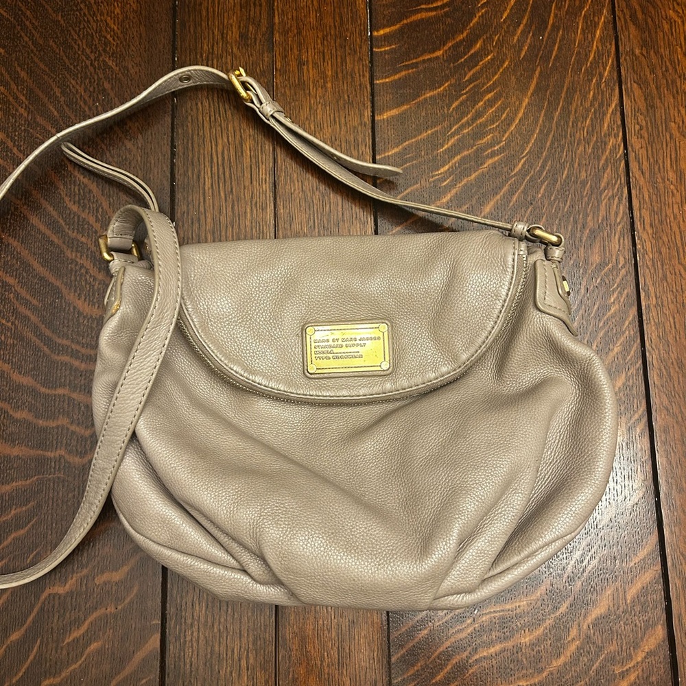 Marc Jacobs Beige Leather Crossbody Bag